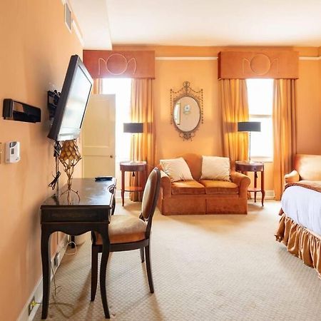 Nice + Cozy Studio In Durham, Steps Away From Duke Appartement Buitenkant foto